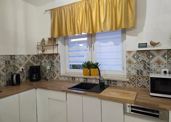 Nadmorski Ogrod Ястшембя-Гура